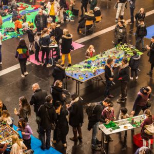 jeux_grande_halle_ym.jpg
